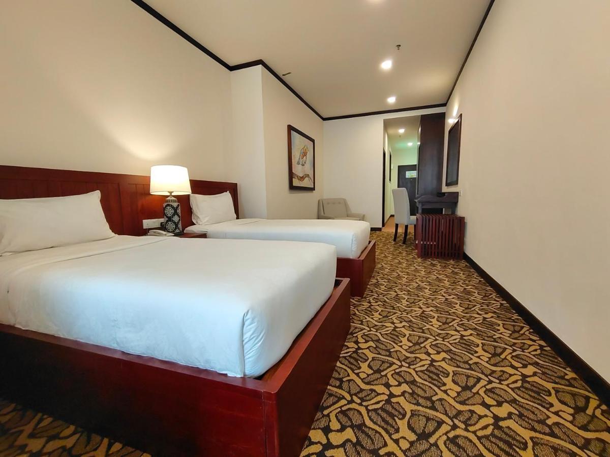 Riviera 4*